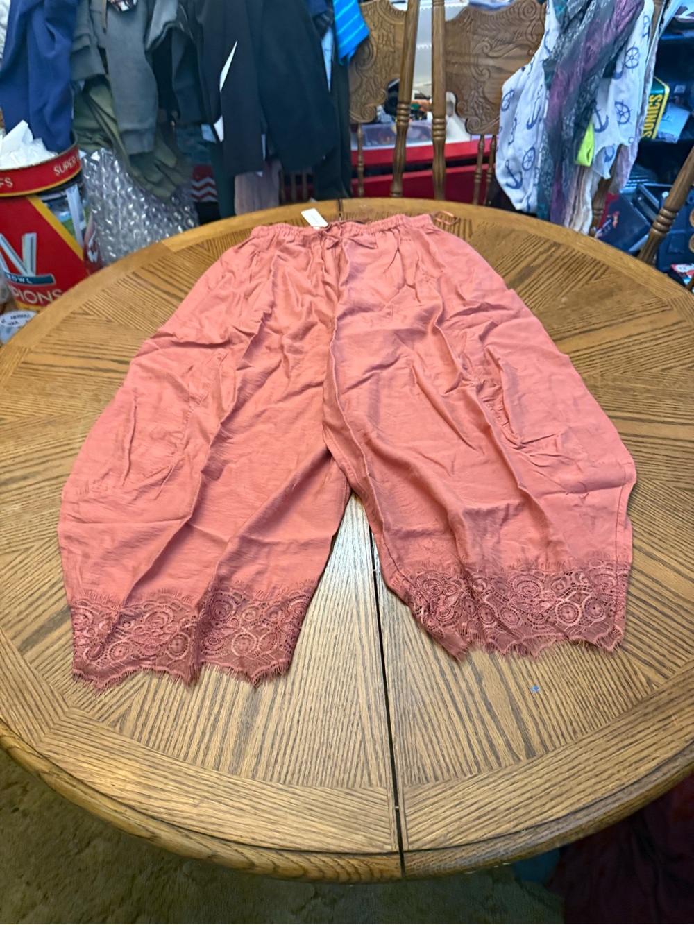 New with Tags Anthropologie Rust Lace-Hem Pants